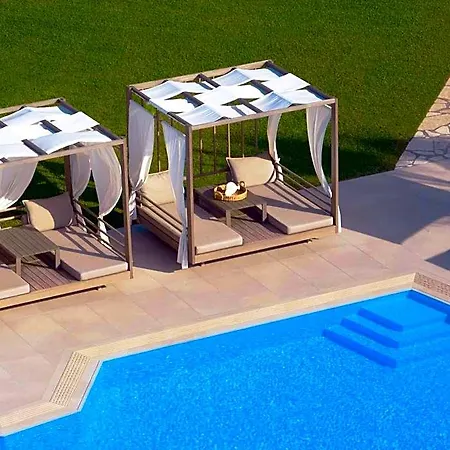 Apartahotel San Giovanni And 4*